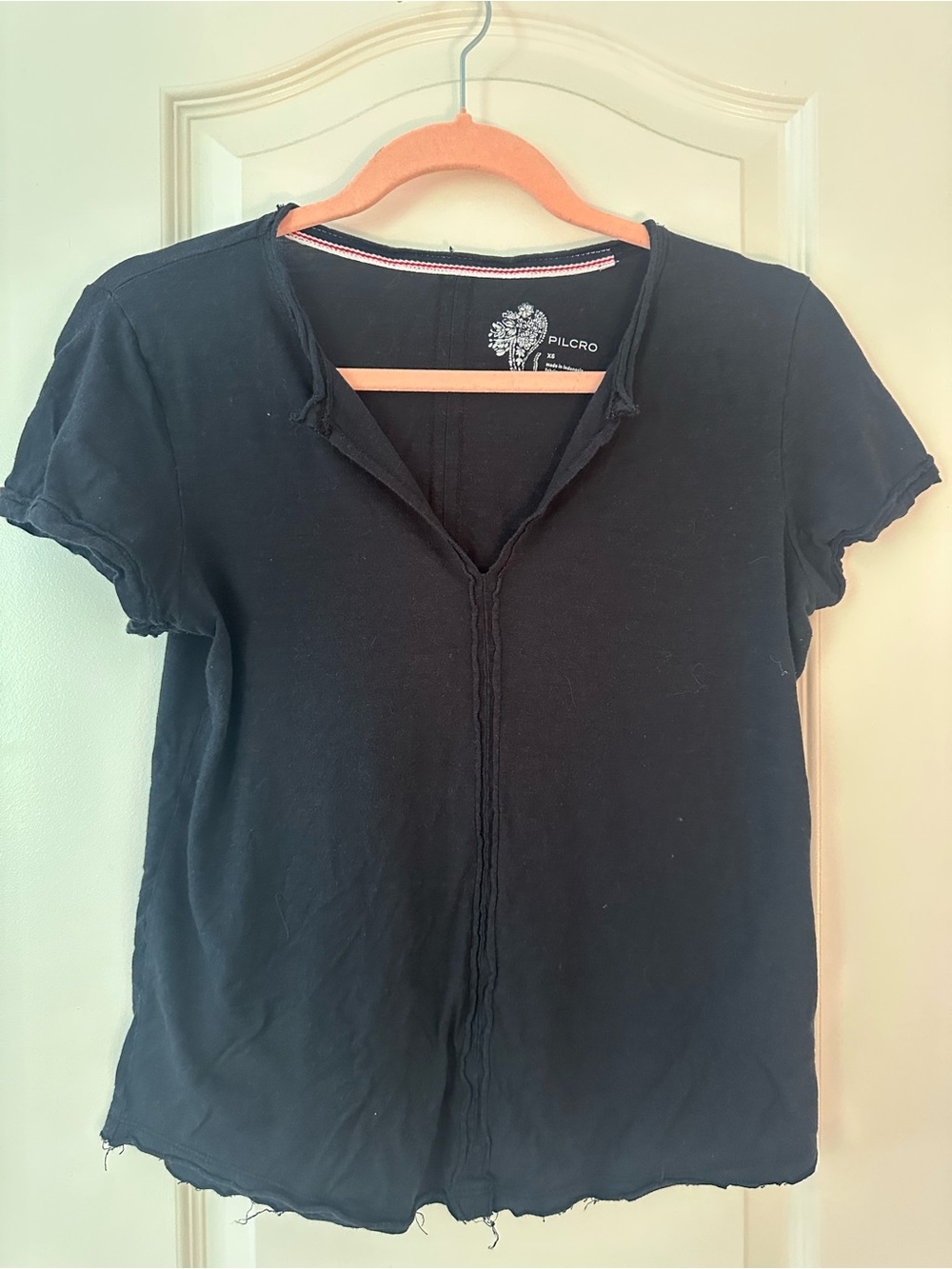 Pilcro Black Raw-Edge Short Sleeve Tee